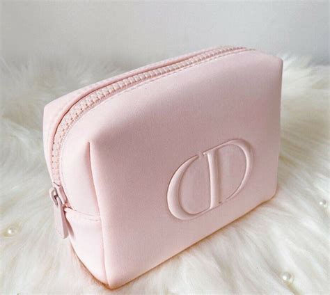 dior beauty bag pink.